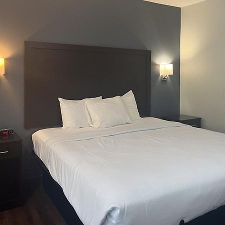Motel 6 Norfolk, Va East Little Creek エクステリア 写真