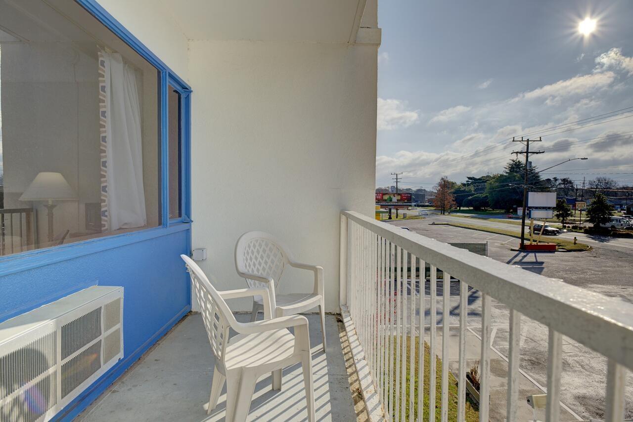 Motel 6 Norfolk, Va East Little Creek エクステリア 写真