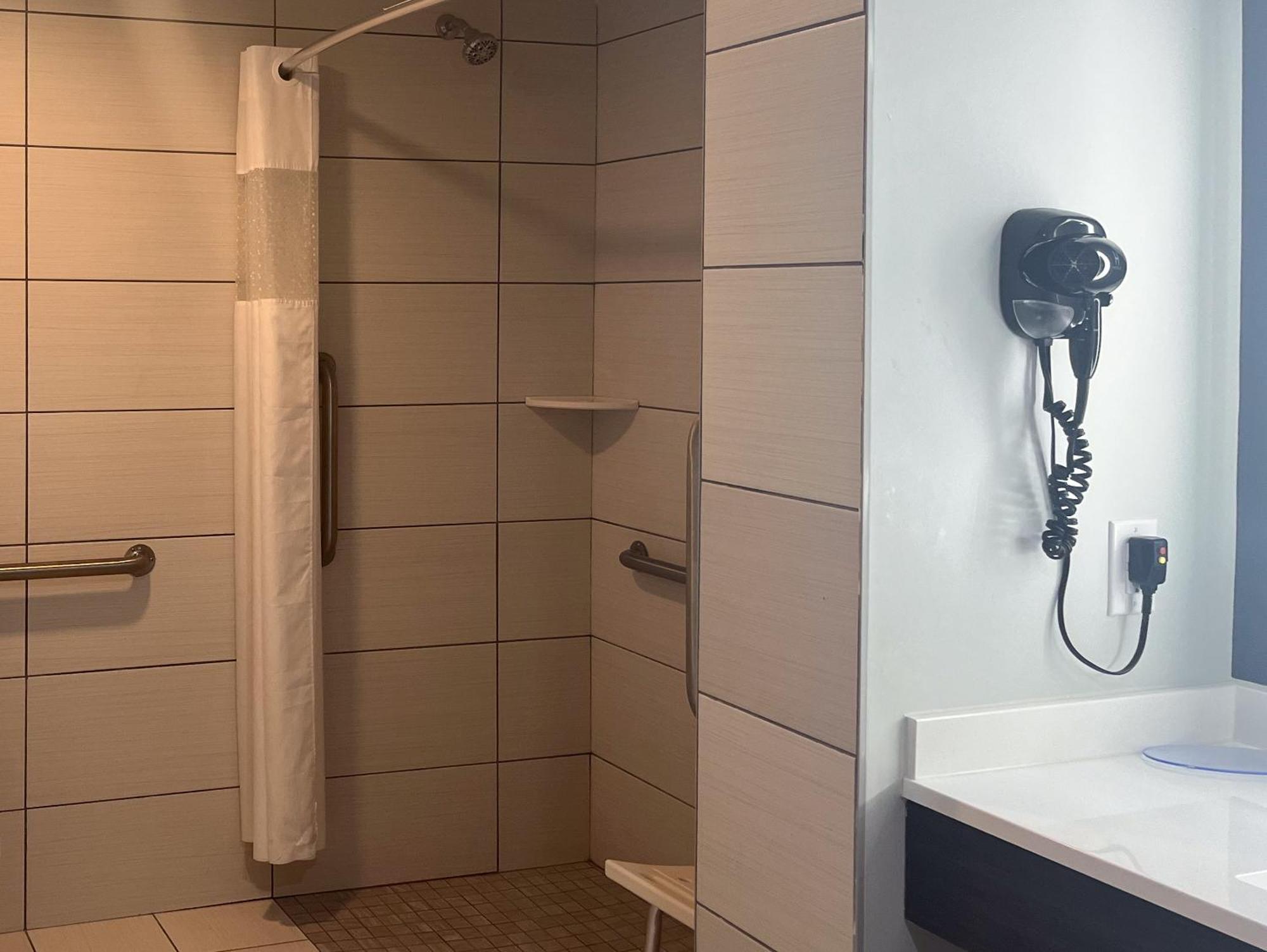 Motel 6 Norfolk, Va East Little Creek エクステリア 写真
